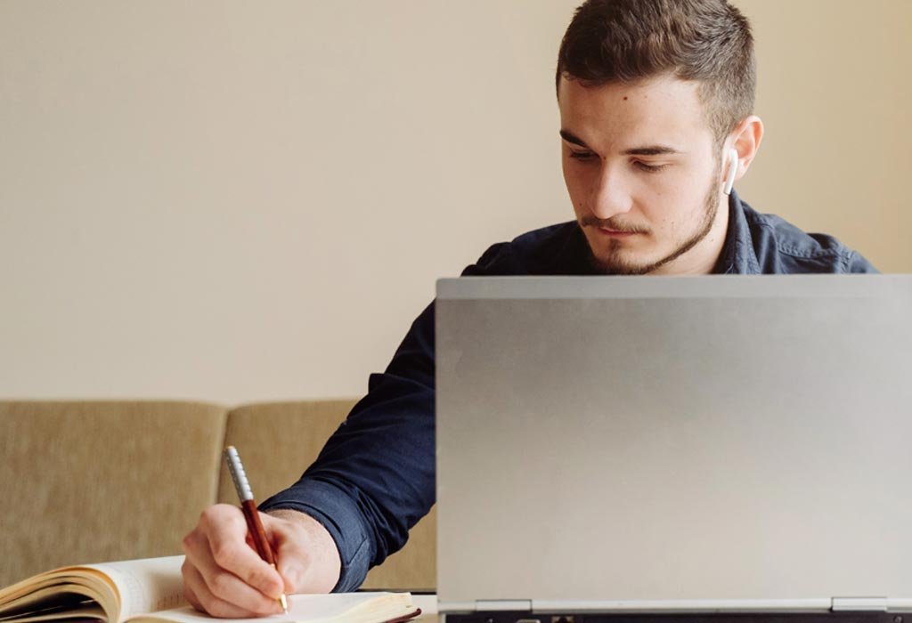 List of the Top 5 Engineering Moocs for Students to Use in College