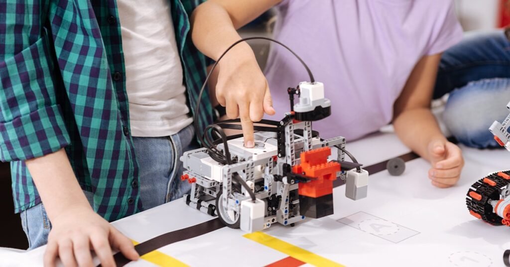 Why is KCE the finest college to study mechanical engineering?